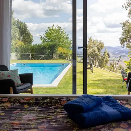 Casa de Férias The Pool House Longos