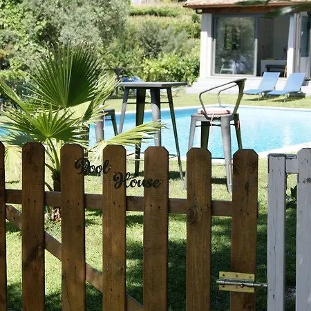 The Pool House Longos