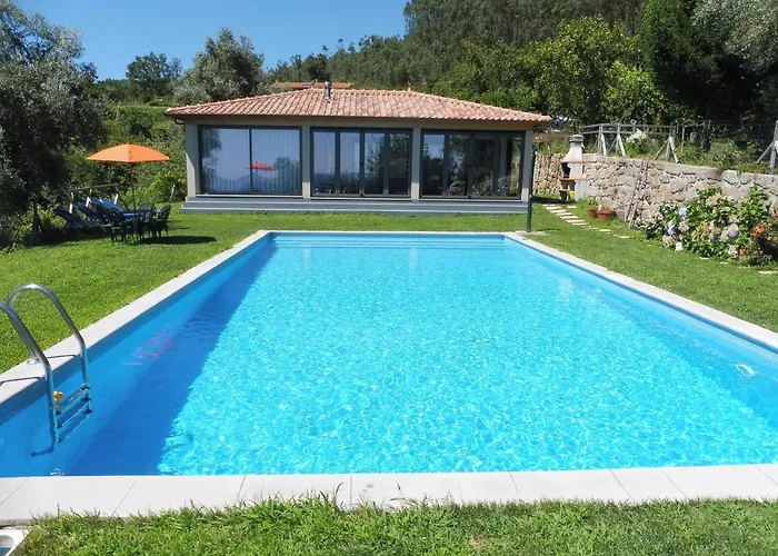 The Pool House Hébergement de vacances *