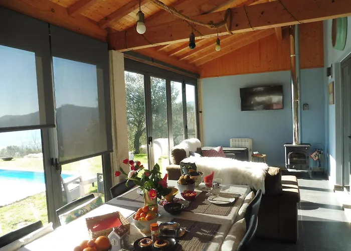 The Pool House Longos