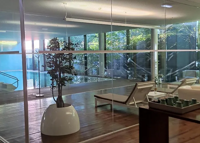 The Pool House Longos